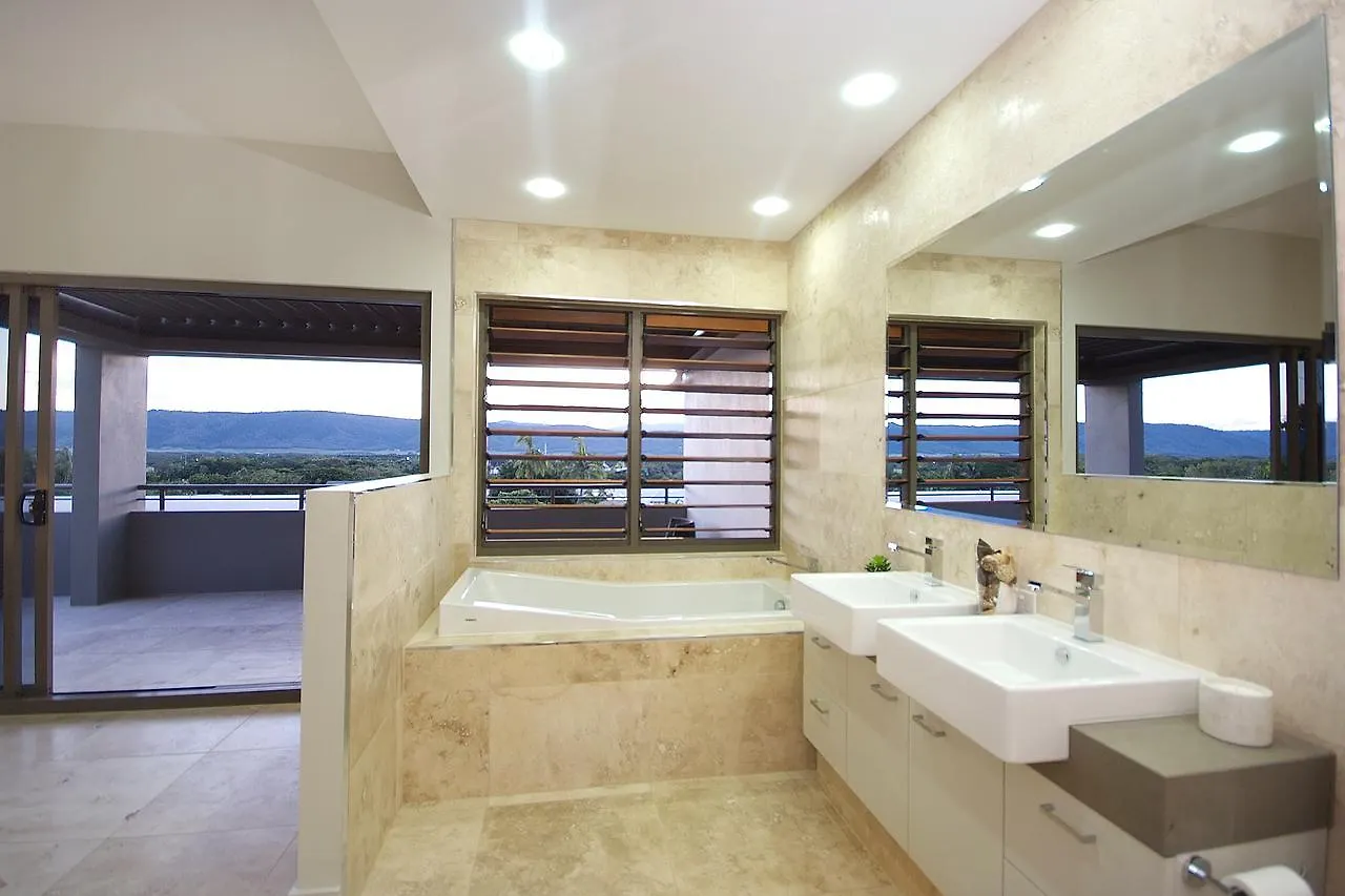 Villa One On Murphy - Luxury Holiday Villa ميناء دوغلاس